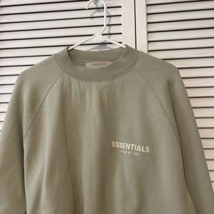 Essentials Green Fleece Raglan Sweatshirt